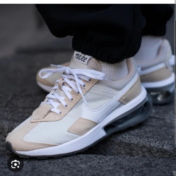 NWOB Nike Air Max Pre Day Shoes - Picture 6 of 13